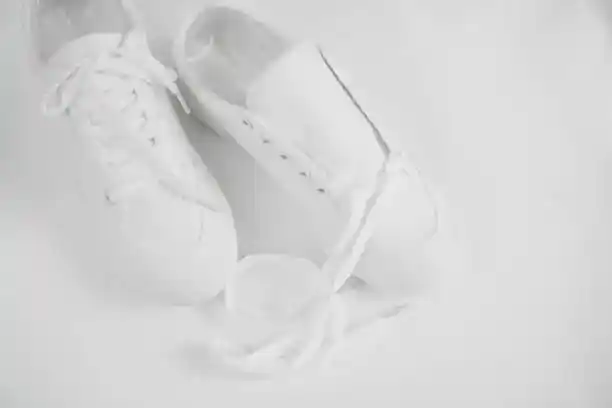 Minimalist Style: White Sneakers as the Ultimate Statement